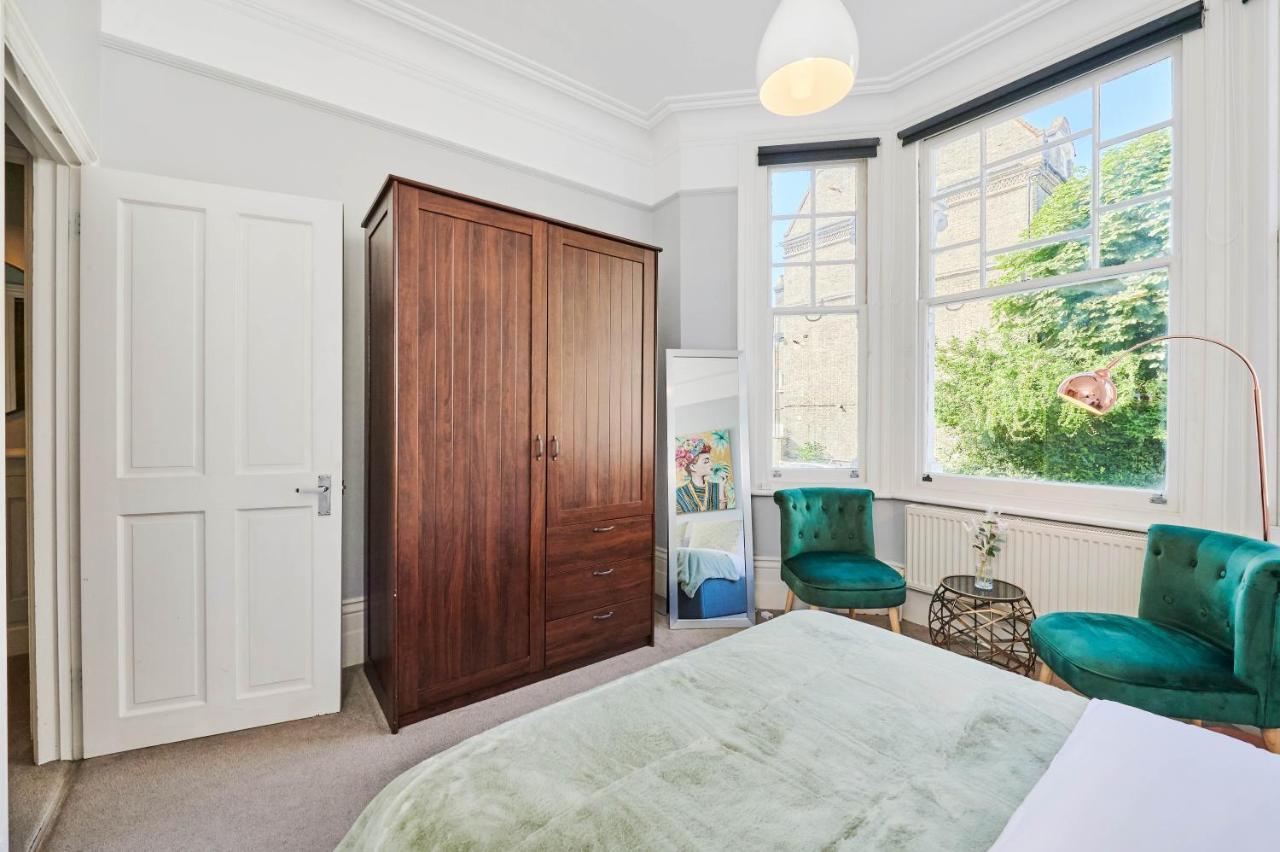 Stylish Garden Flat In Kensington Olympia Apartamento Londres